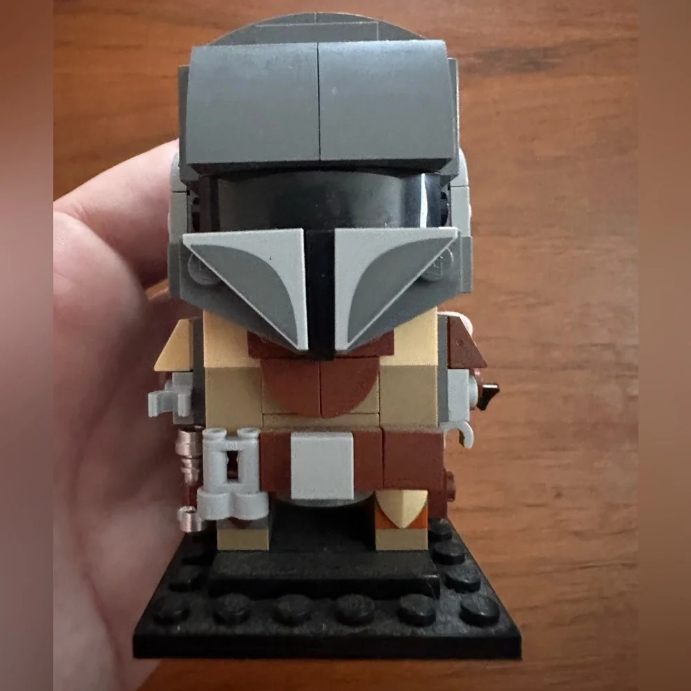 Lego 75317 Star Wars Brickheadz The Mandalorian & The Child Grogu completed used
